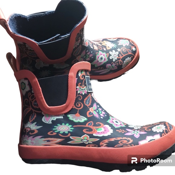 Rare Simply Southern Rain Boots Worn Once Size 6 Woman’s - Picture 2 of 4